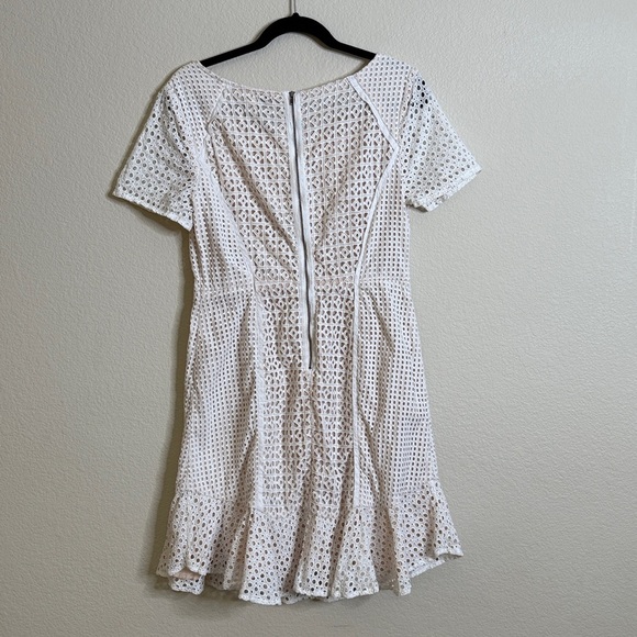 HD in Paris Anthropologie Georgia eyelet dress women’s 12 EUC - Picture 6 of 6